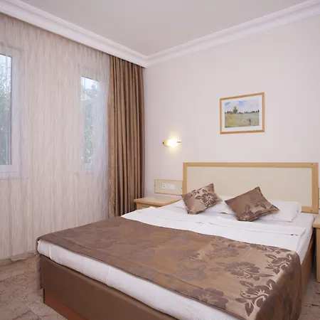 Hotell Club Paradiso 5*